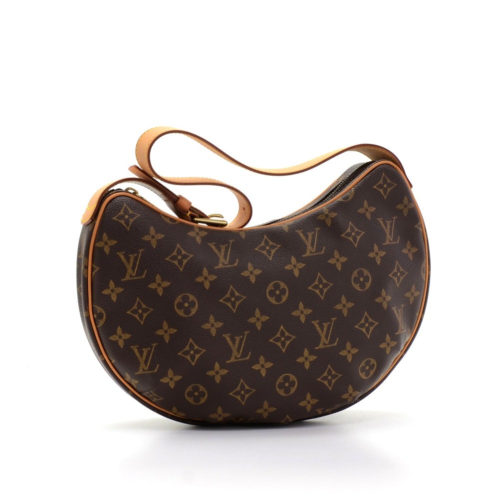 Louis Vuitton Monogram Croissant MM (SHG-dQm8kF) – LuxeDH