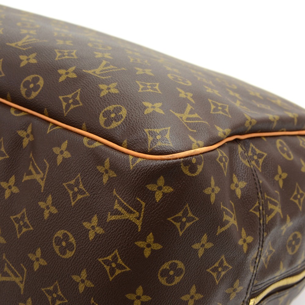 Louis Vuitton, Bags, Gorgeous Louis Vuitton Unisex Monogram Evasion Mm  Travel Bag