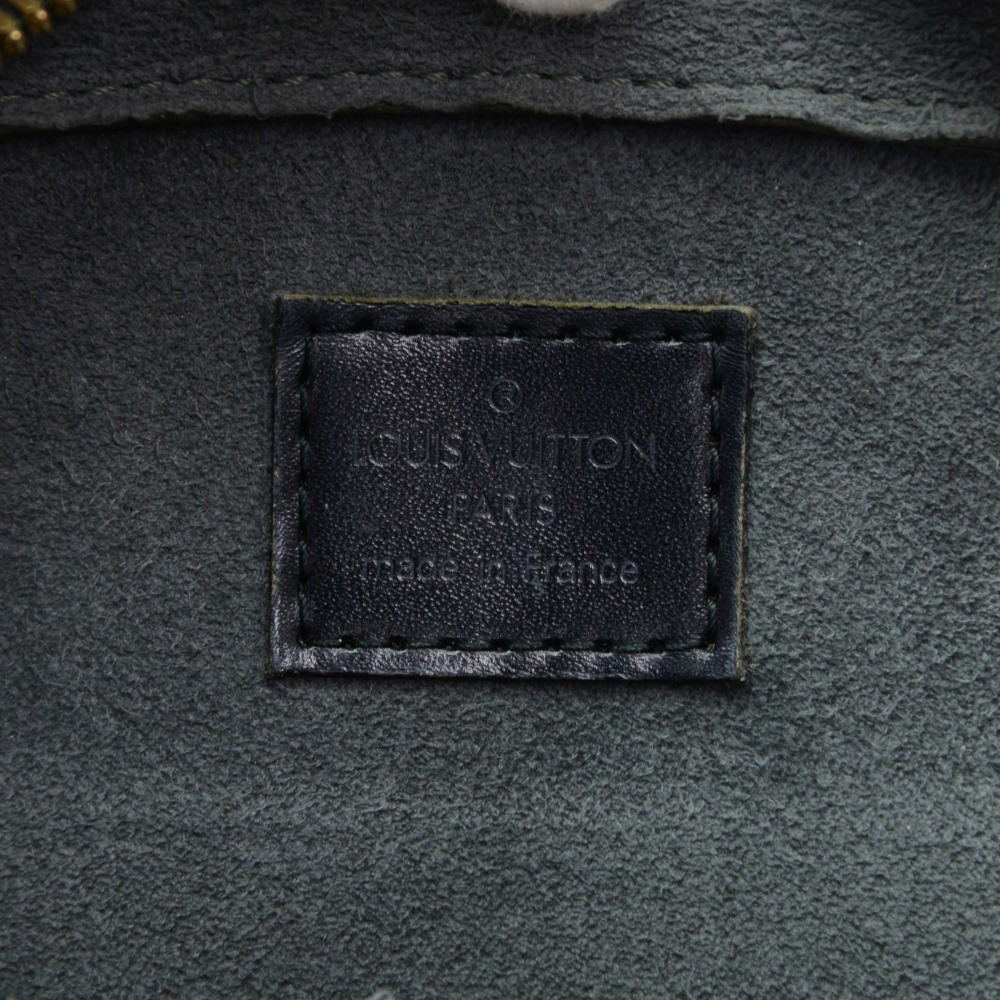 Pont neuf leather handbag Louis Vuitton Black in Leather - 27476390