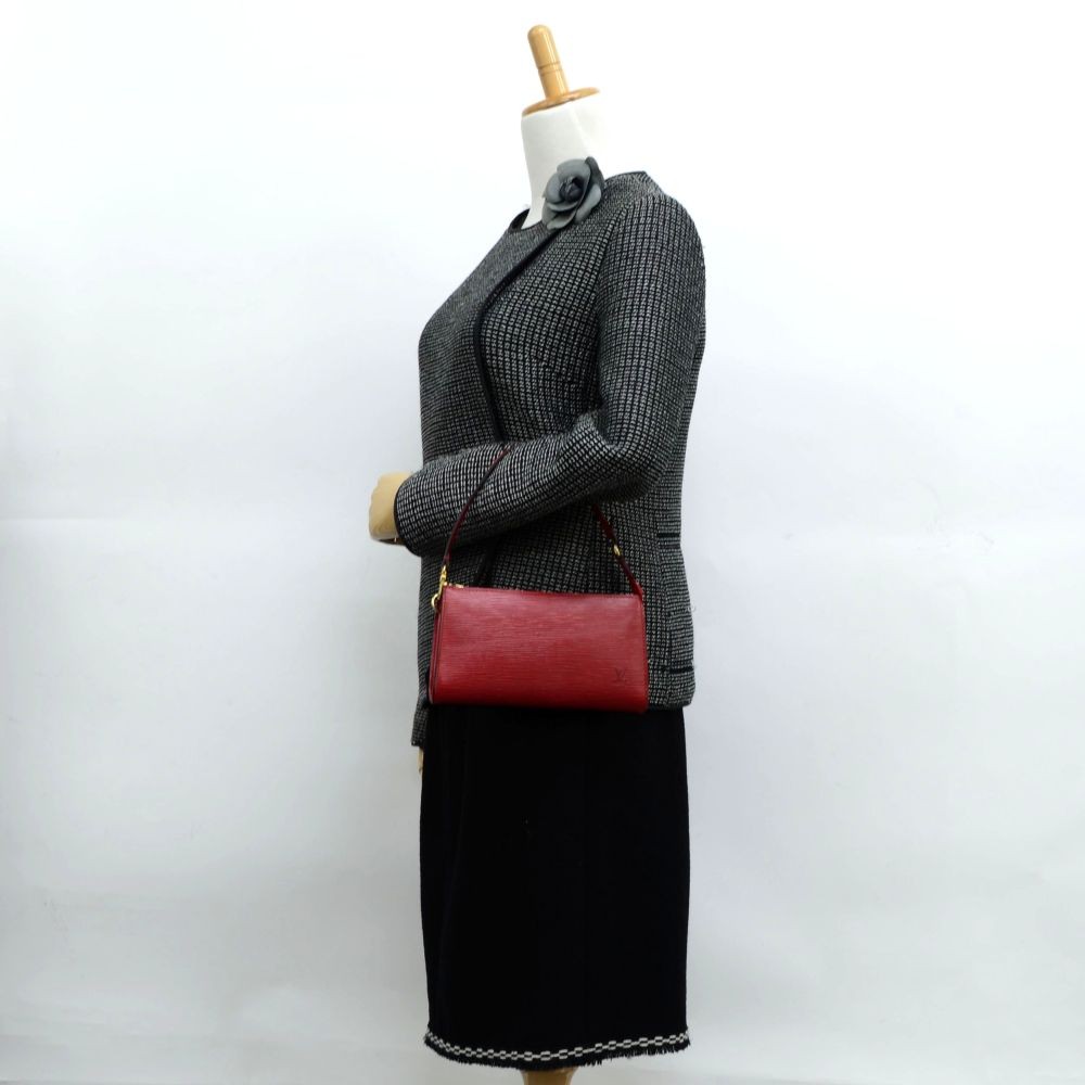 Louis Vuitton Vintage - Epi Pochette Accessoires Bag - Red - Leather and  Epi Leather Handbag - Luxury High Quality - Avvenice