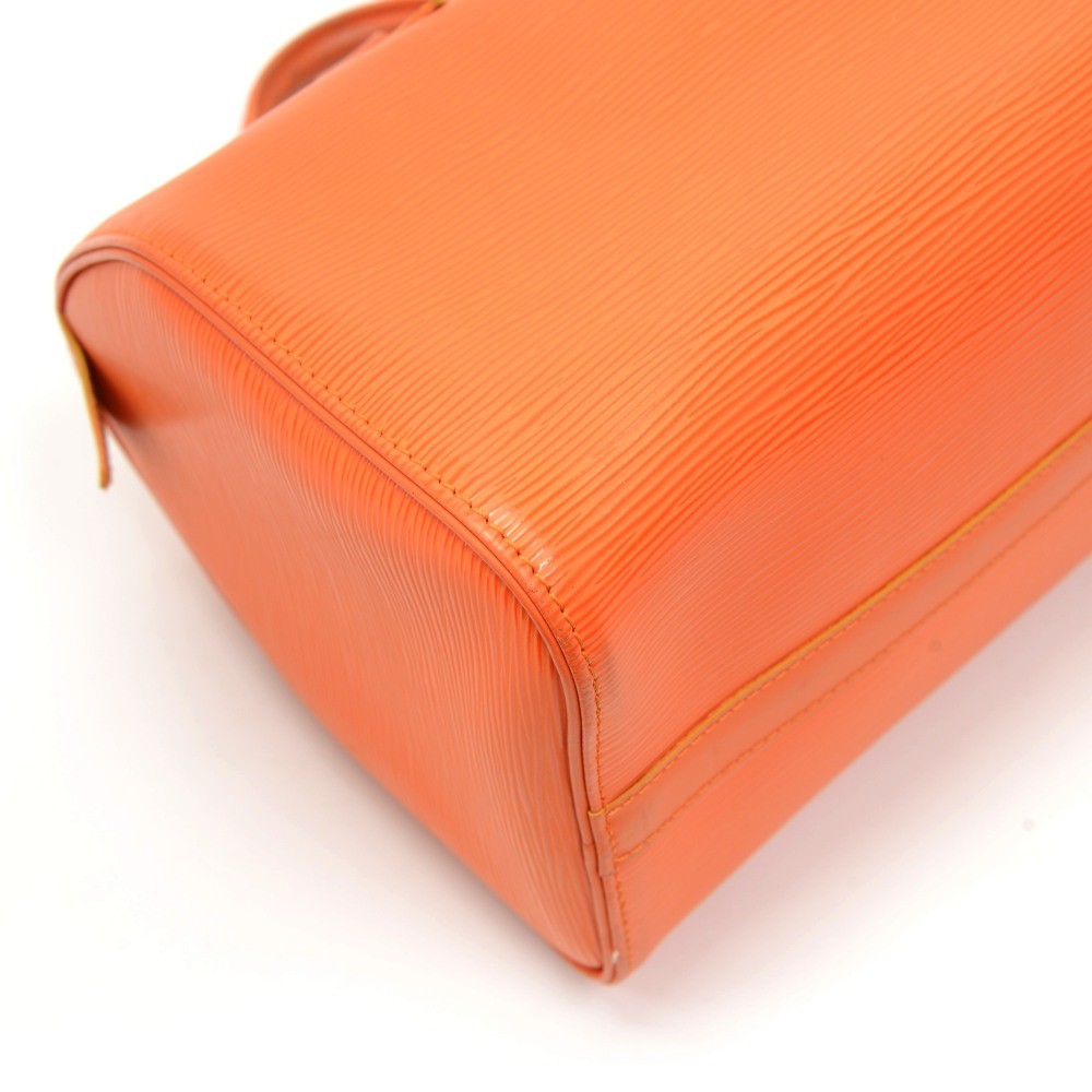 Louis Vuitton Orange Epi Leather Croisette PM bag ref.281193 - Joli Closet
