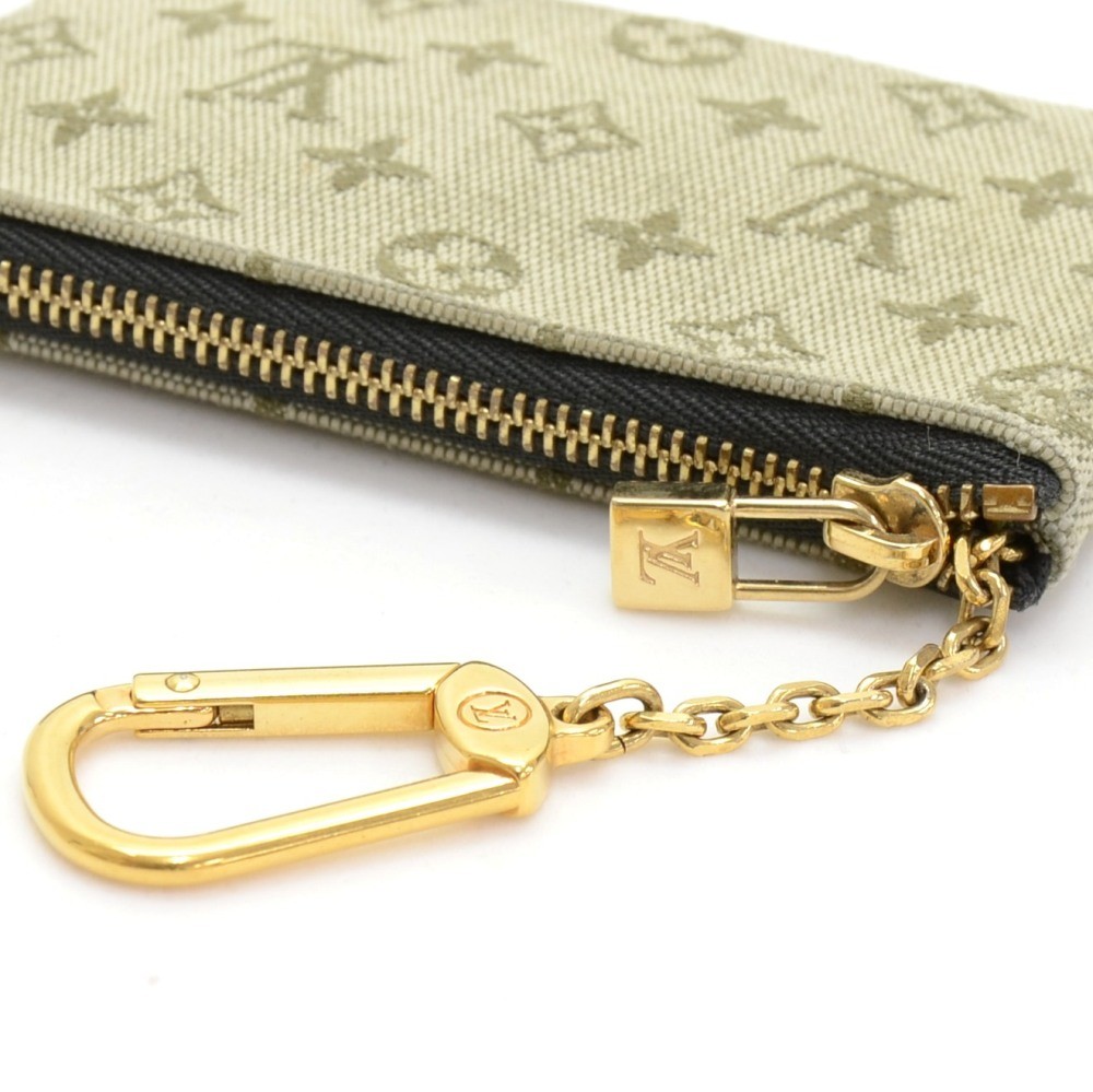 Louis Vuitton Olive Pochette Khaki Green Coin Purse Cles Monogram Min Lin  Key 87 For Sale at 1stDibs