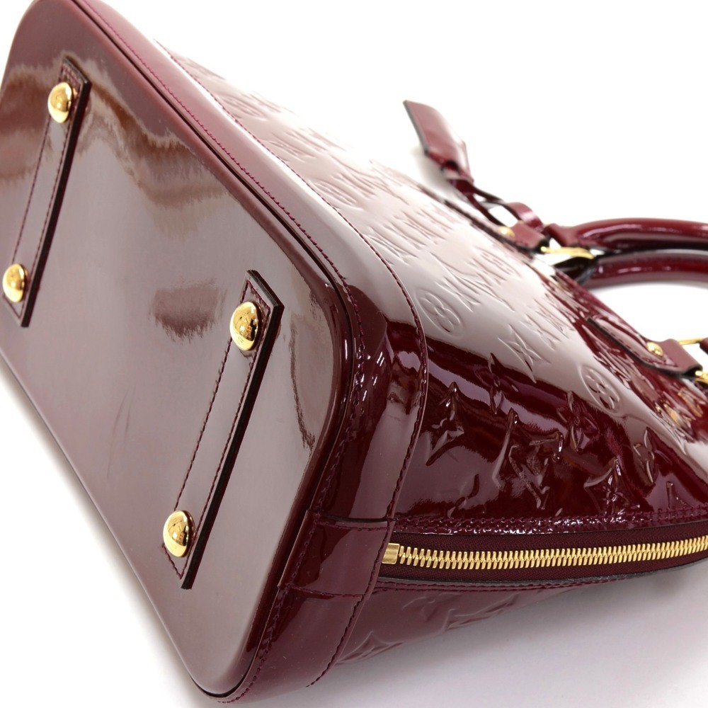 Alma patent leather handbag Louis Vuitton Burgundy in Patent leather -  34176109