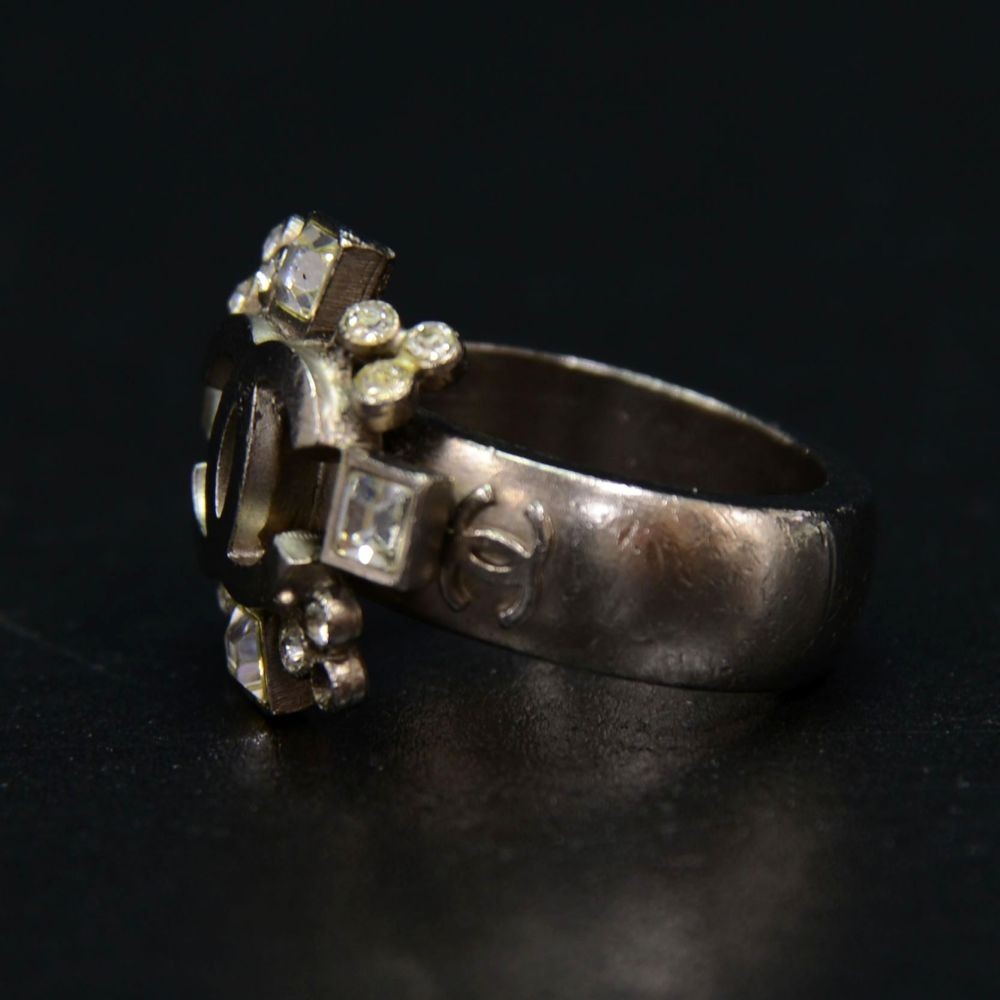 Chanel Chanel Silver Tone CC Logo Ring With Stone