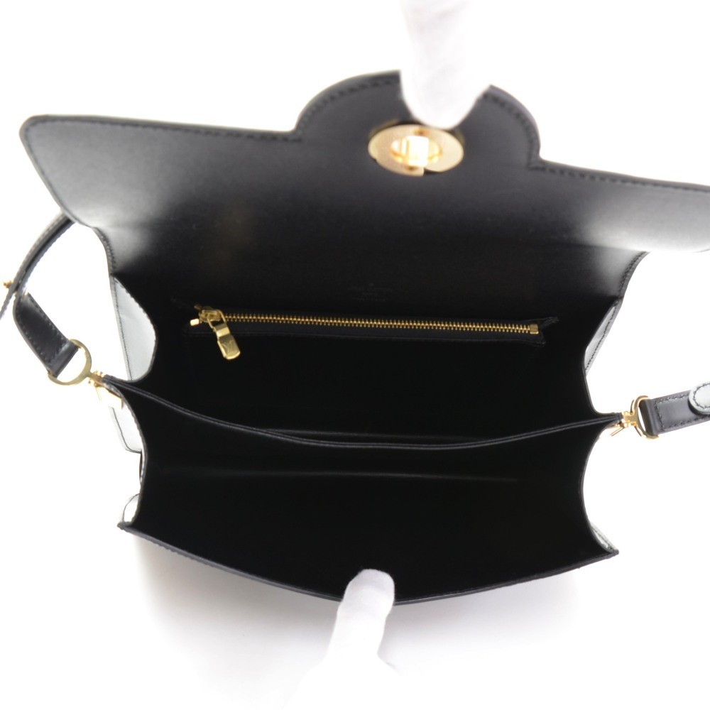 LV Bag. LOUIS VUITTON Vintage Friedland Black Shoulder / -  Finland