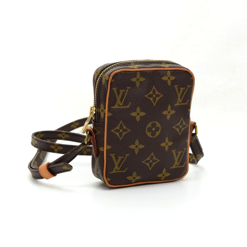 ✨✨ LV Mini Daphne bag  Bags, Fancy bags, Louis vuitton