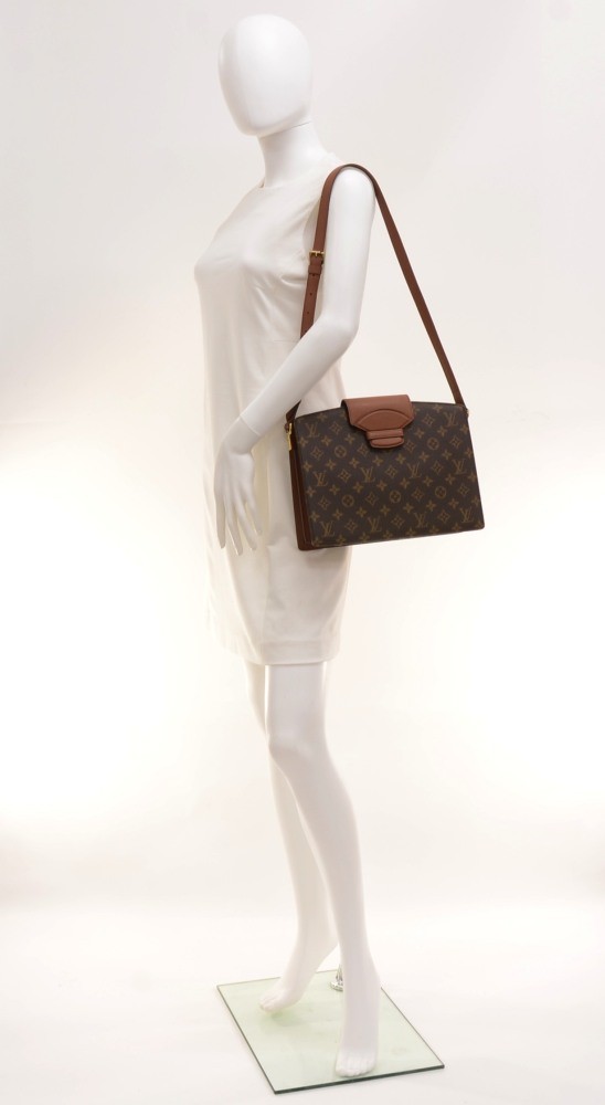 Louis Vuitton Courcelles Monogram Canvas Crossbody Bag ○ Labellov ○ Buy and  Sell Authentic Luxury