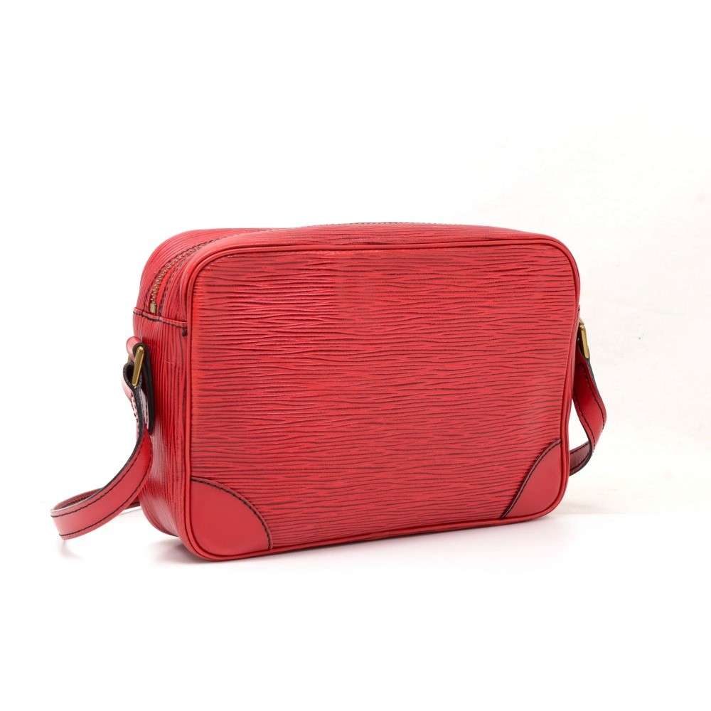 Louis Vuitton Trocadéro Leather Shoulder Bag (pre-owned) in Red
