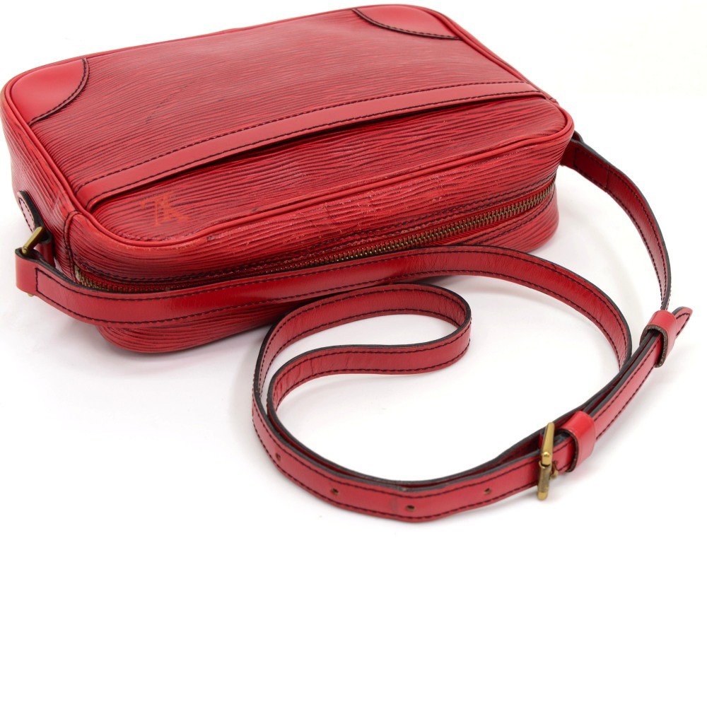 Louis Vuitton Red Epi Leather Trocadero 23 Crossbody Bag 863173 –  Bagriculture