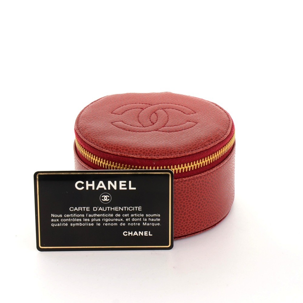 Vintage CHANEL orange caviar leather travel cosmetic, jewelry, toiletr –  eNdApPi ***where you can find your favorite designer  vintages..authentic, affordable, and lovable.