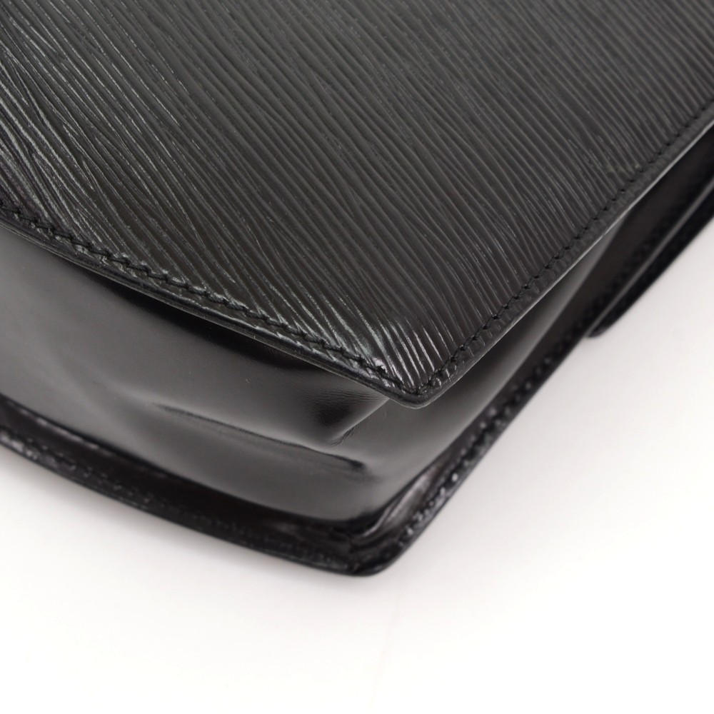 Tilsitt Black Epi Leather Shoulder Bag (Authentic Pre-loved) – The
