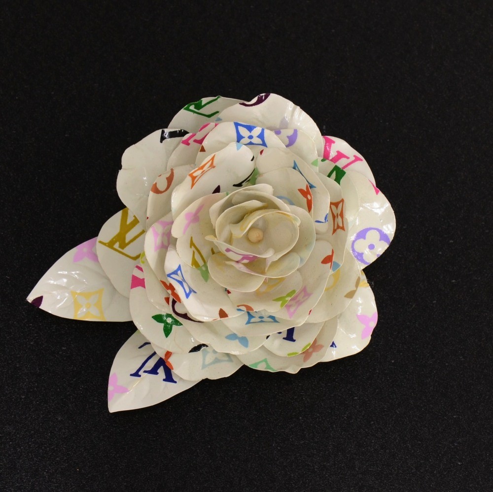 Auth Louis Vuitton Flower Motif Brooch Off White Textile - e53565a