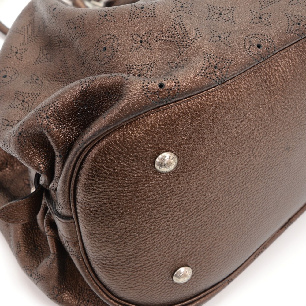 Louis Vuitton Chocolate Brown Monogram Mahina Leather L Bag Louis Vuitton