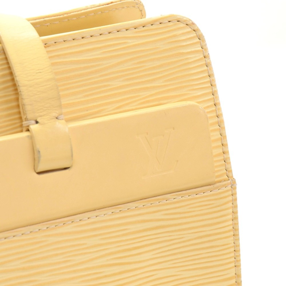 Sold at Auction: Louis Vuitton, LOUIS VUITTON VANILLA EPI LEATHER CROISETTE  BAG
