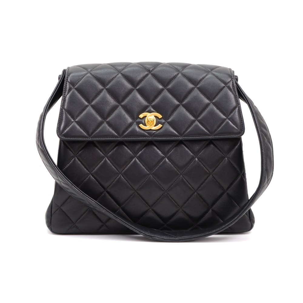 Chanel Vintage Quilted Kelly Bag - Black Shoulder Bags, Handbags -  CHA194413