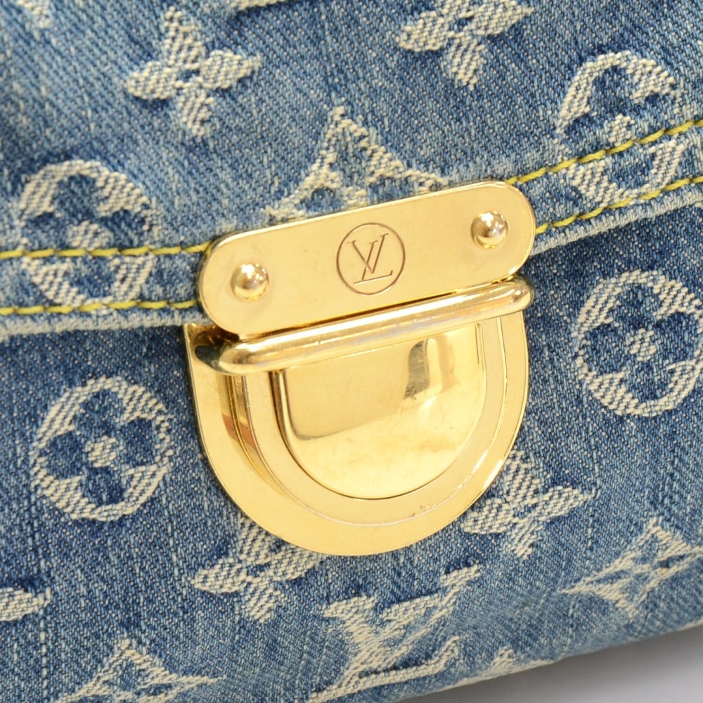 Louis Vuitton Flat Shopper Blue Monogram Denim Tote Hand Bag - 2006 Limited  at 1stDibs