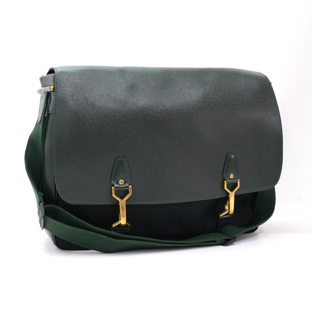 Louis Vuitton Brown/Green Taiga Leather Dersou Messenger Bag For