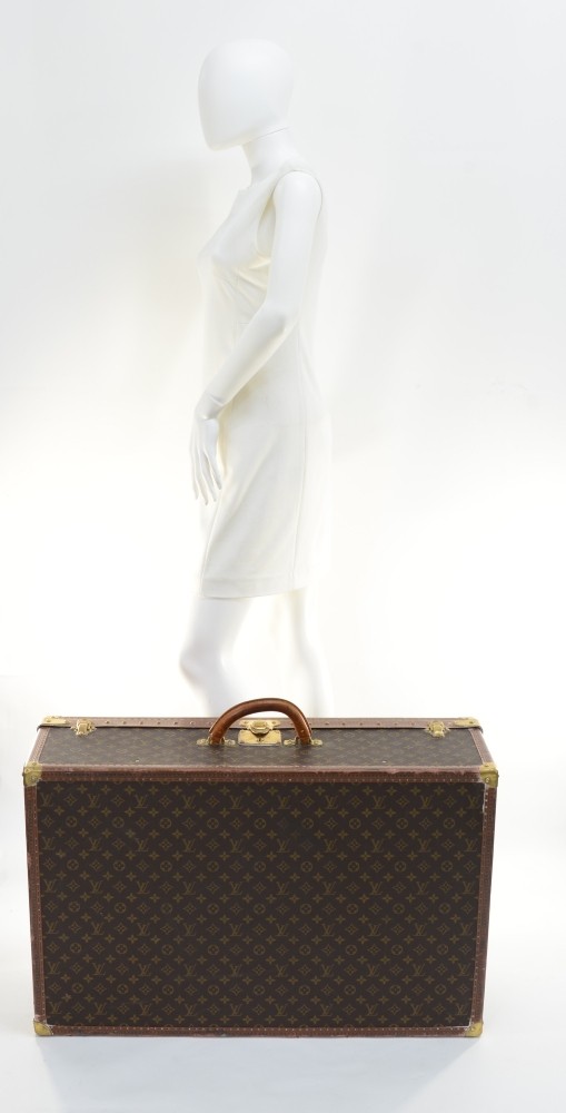 Louis Vuitton, A 'Alzer 80' travel bag, 2002. - Bukowskis