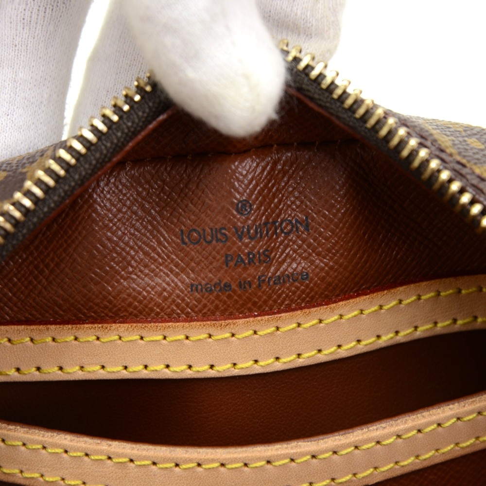 Preloved Louis Vuitton Blois Monogram Crossbody Bag BA0064 092623 –  KimmieBBags LLC