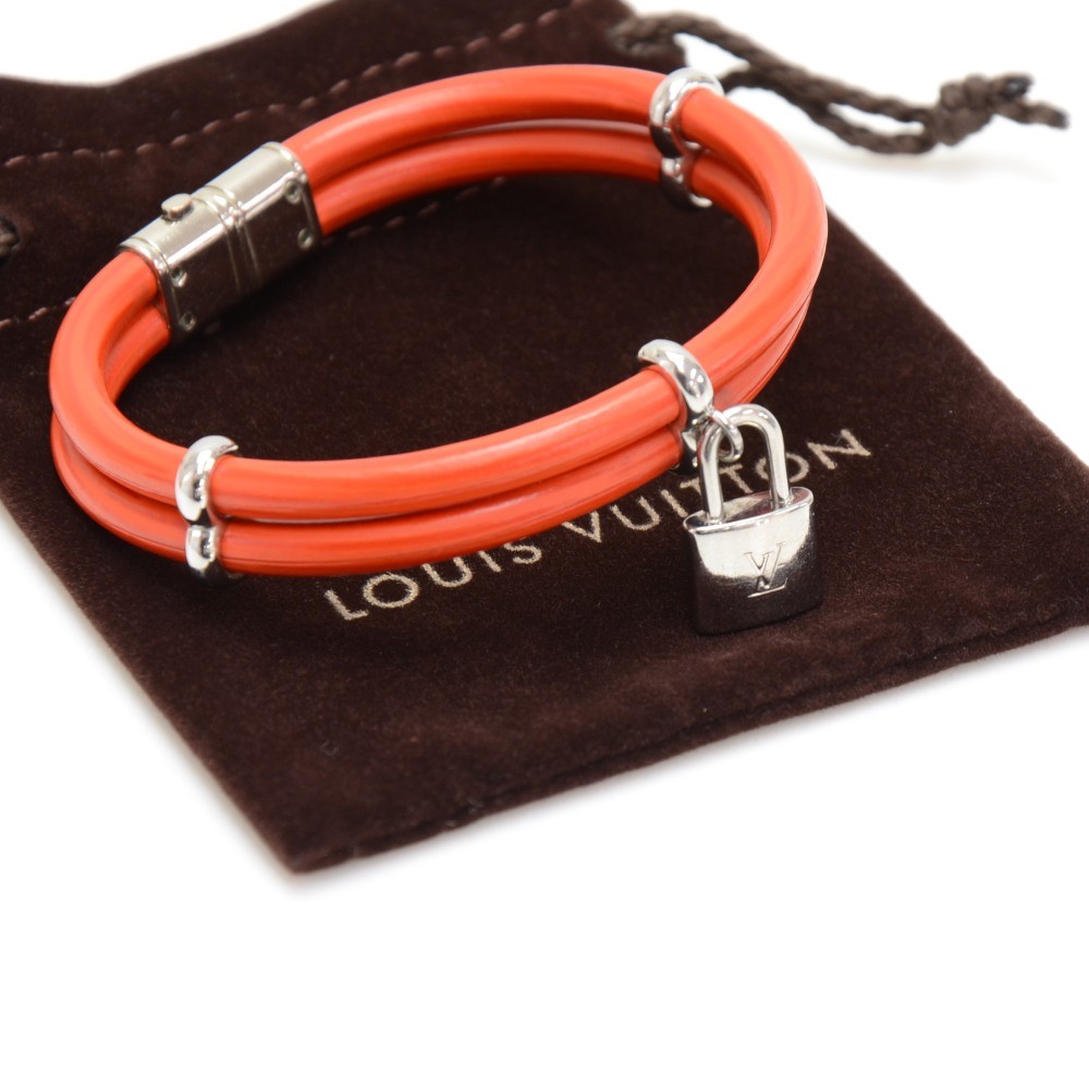 Louis Vuitton Red Keep It Twice Bracelet Leather Gold-plated ref.850132 -  Joli Closet