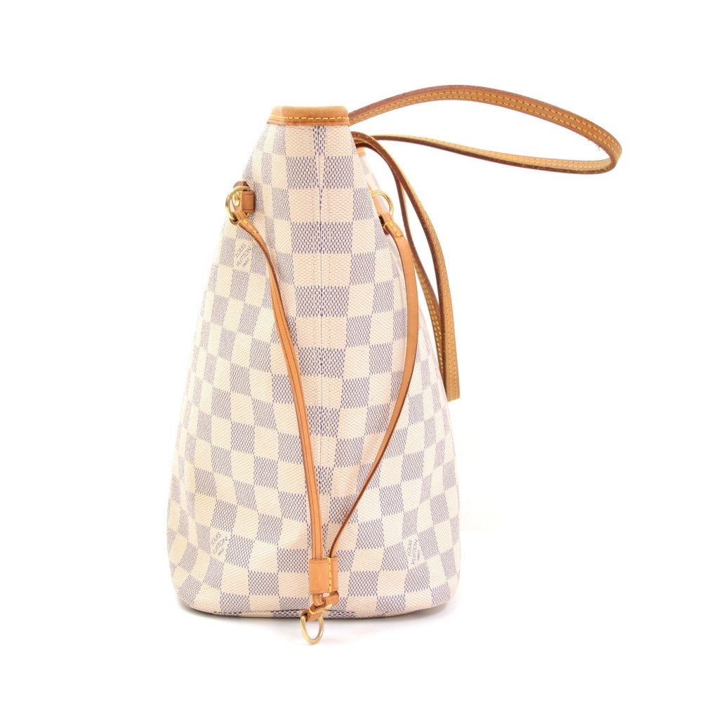 Sold at Auction: Louis Vuitton, LOUIS VUITTON, NEVERFULL DAMIER AZUR CANVAS  MM BAG, CREAM WHITE AND BLUE CHECKERED RUBBERIZED COTTON