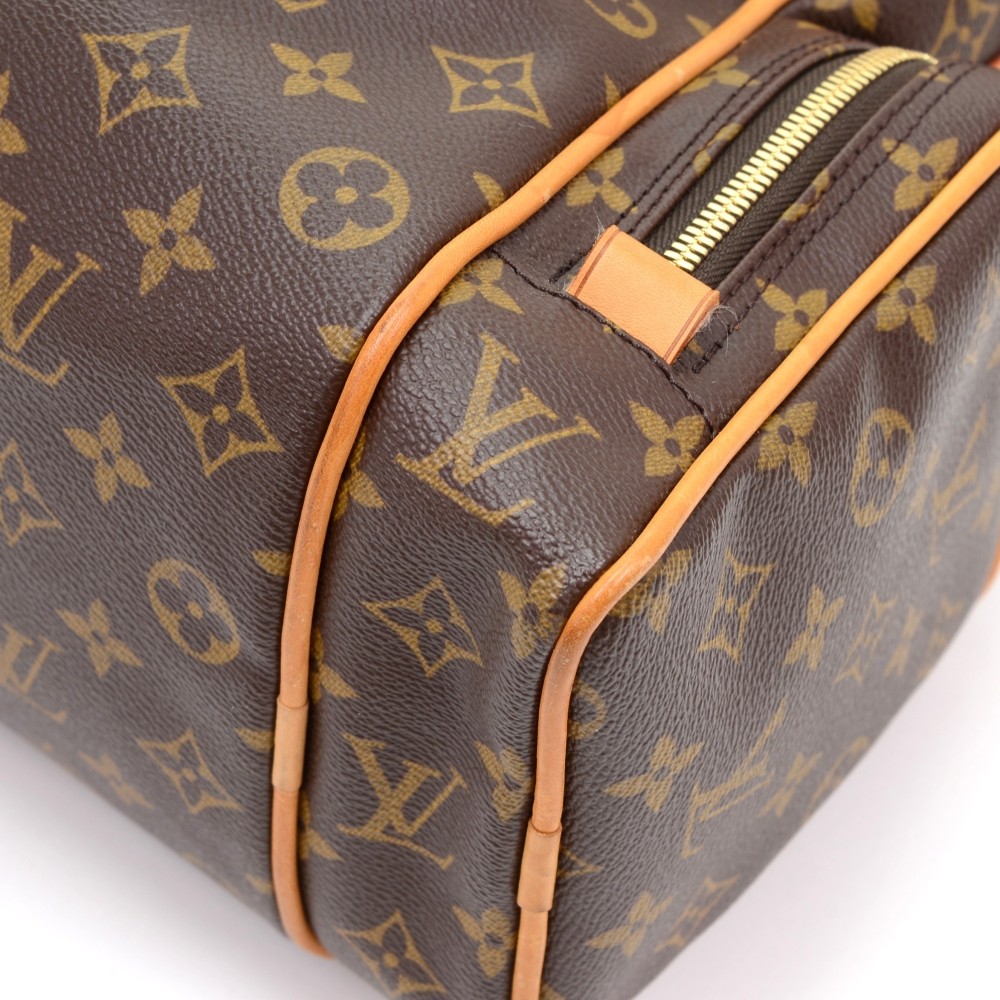 Louis Vuitton Monogram Canvas Sac Squash Bag Louis Vuitton | The Luxury  Closet
