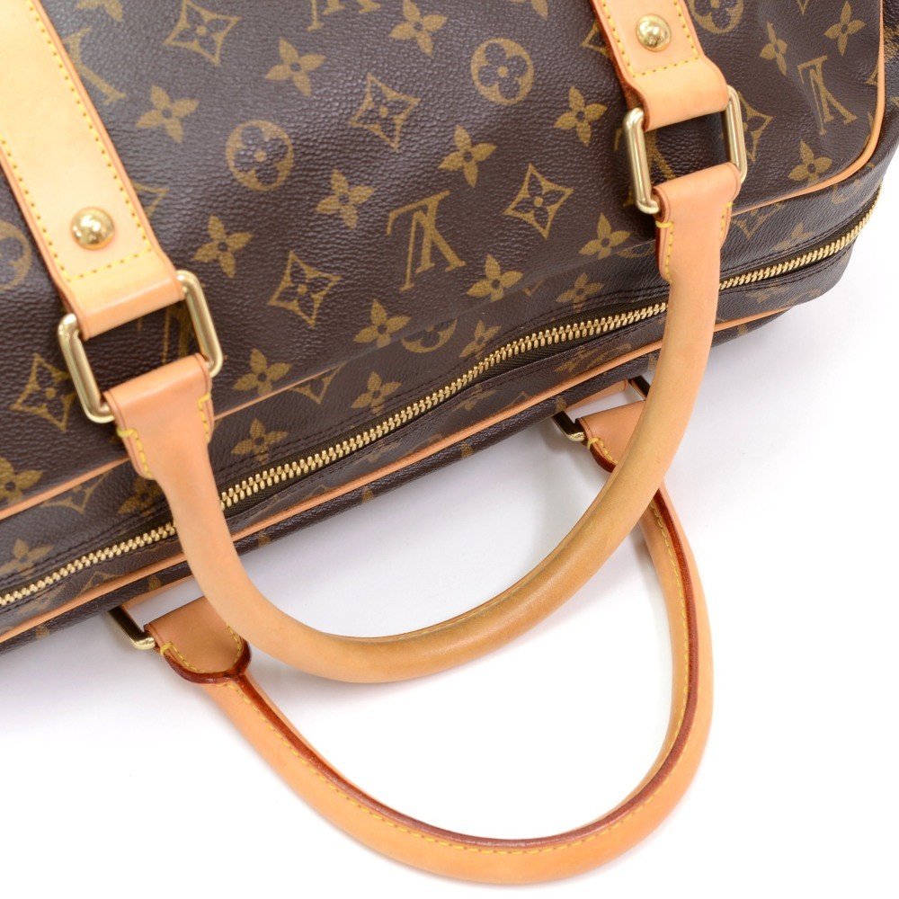 Authentic Louis Vuitton Monogram Carryall Travel Bag for Sale in Running  Springs, CA - OfferUp