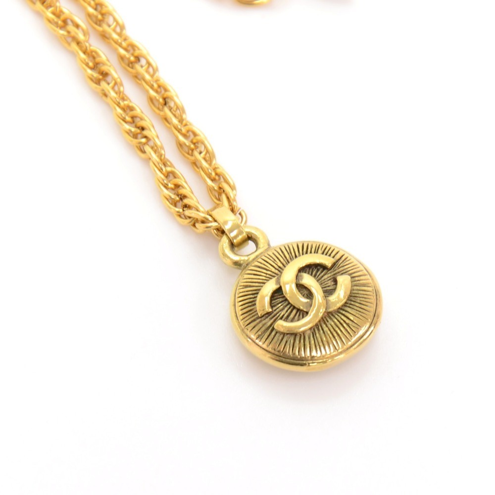 Authentic Chanel CC Pendant  Reworked Gold 17.5 Necklace – Serendipity  Designs