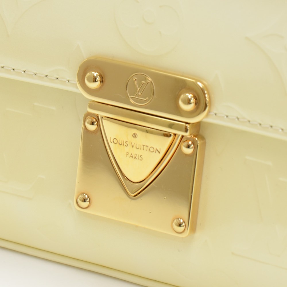 Louis Vuitton, Bags, Soldlouis Vuitton Vernis Malibu Street Beige Nude  Handbag Shoulder Bag