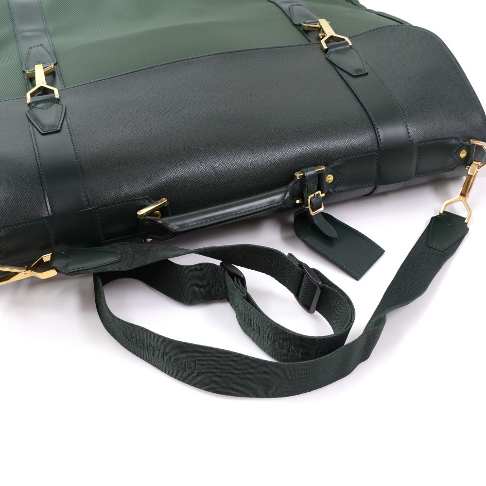 Louis Vuitton Noir/Vert Taiga Brushed Metal  Portable Gibeciere  Garment Travel  Bag GM, New!