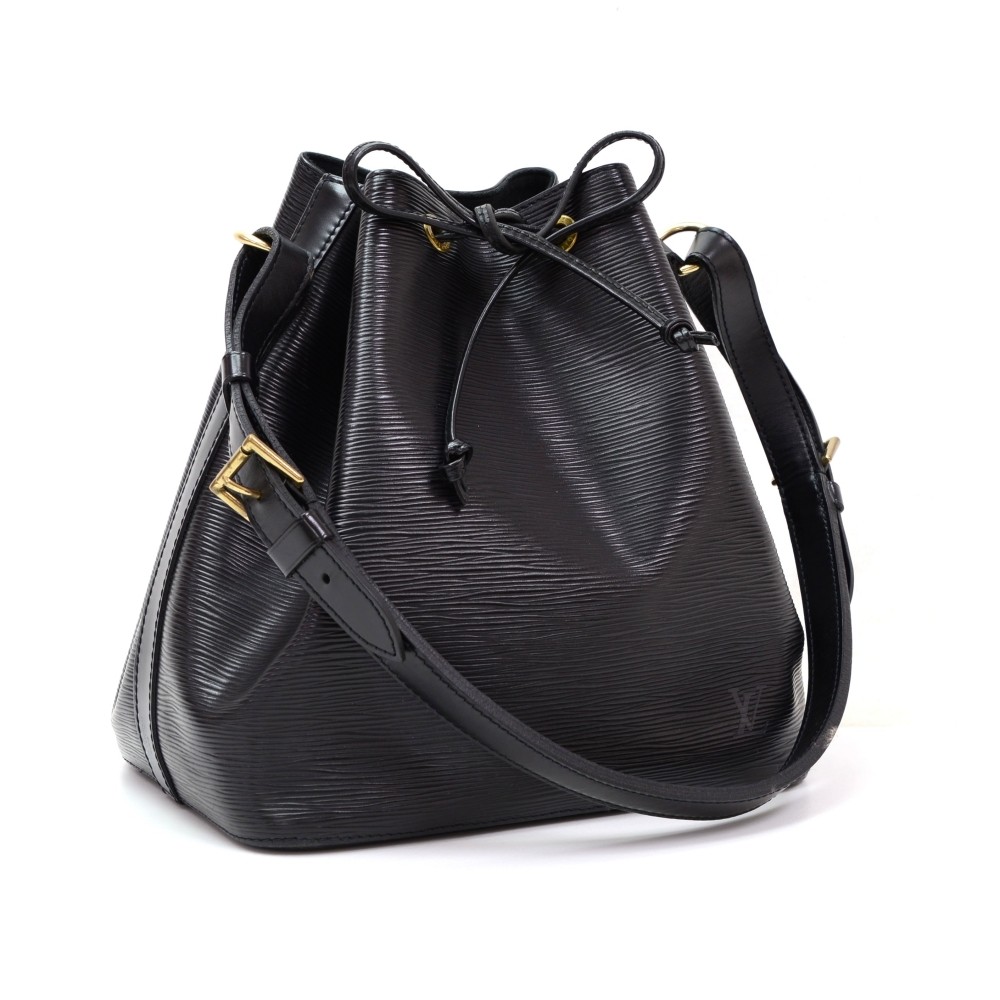 Louis Vuitton Epi Petit Noe Drawstring Shoulder Bag Black M59012 – Timeless  Vintage Company