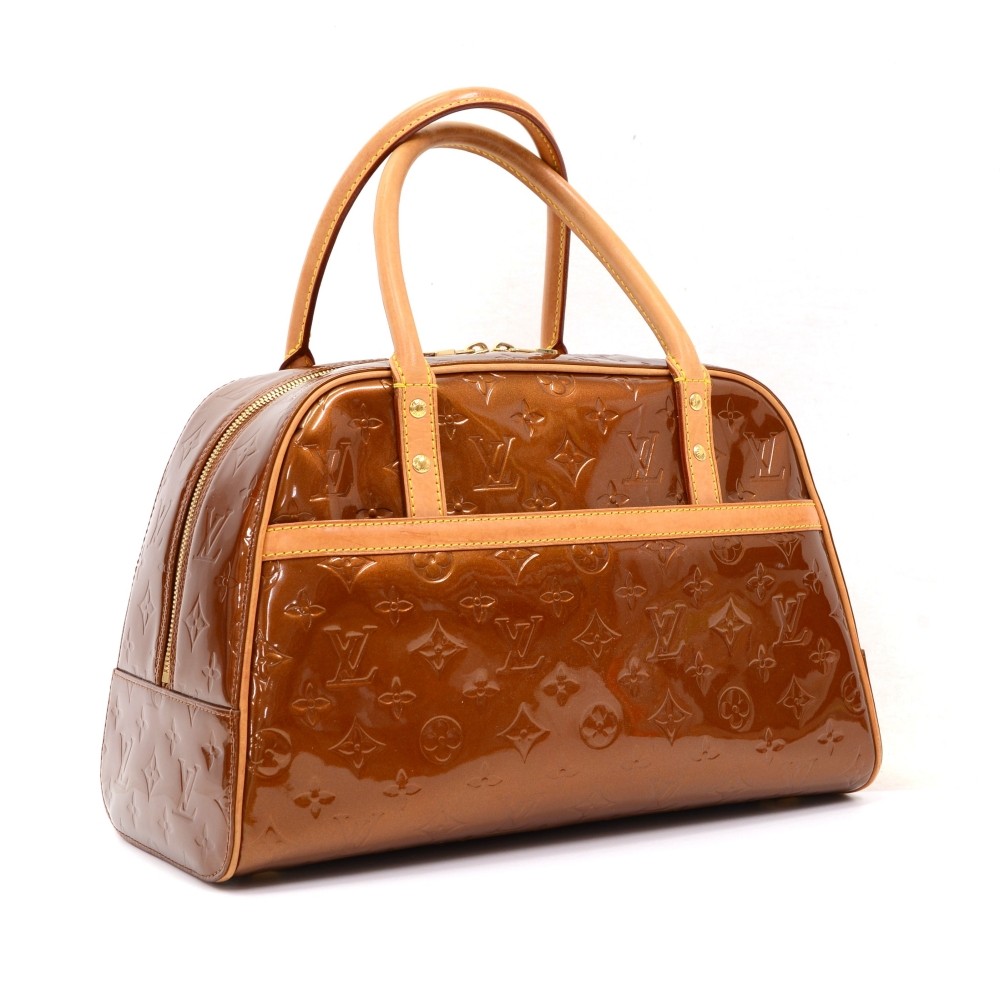 Square bag leather handbag Louis Vuitton Brown in Leather - 28103697