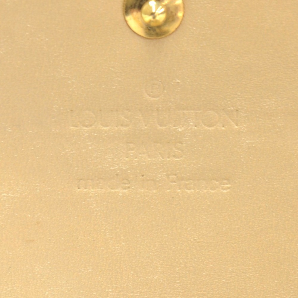 LOUIS VUITTON Monogram Vernis Green Cigarette Case Gris M91050 LV Auth  47879 Patent leather ref.996945 - Joli Closet