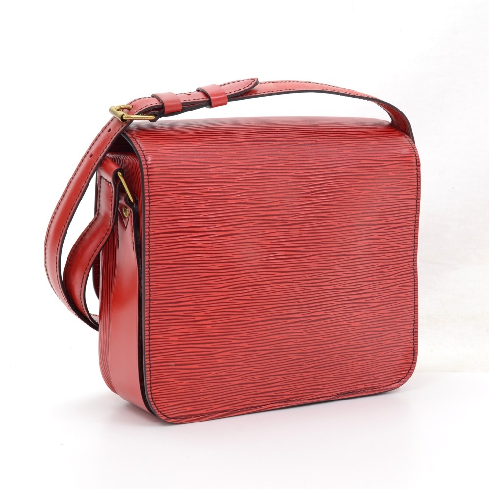 LOUIS VUITTON Epi Cartouchiere Red 11404