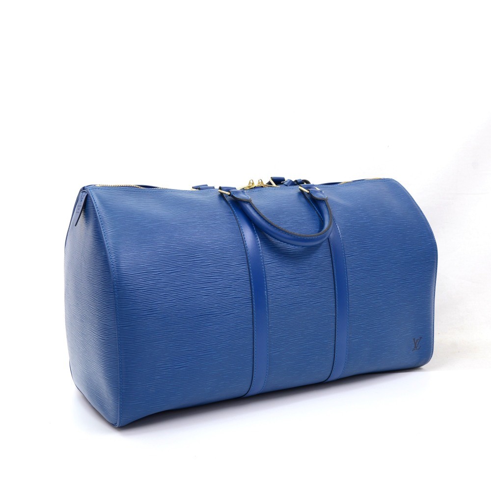 Louis Vuitton Blue Epi Leather Keepall 55 Duffle Bag 113lv48 For Sale at  1stDibs  louis vuitton epi leather duffle bag, louis vuitton blue duffle  bag, blue louis vuitton bag