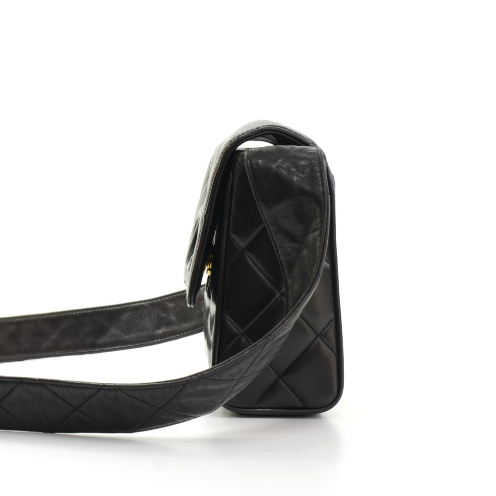 Chanel Vintage Rare Black Quilted Leather Double Chain Strap Shoulder –  LEAU1983