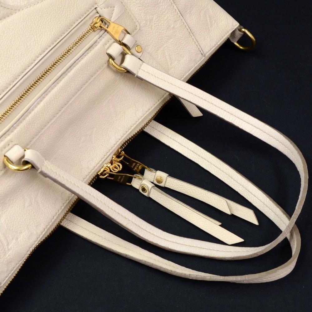 Louis Vuitton White Empreinte Lumineuse PM Leather ref.291150 - Joli Closet