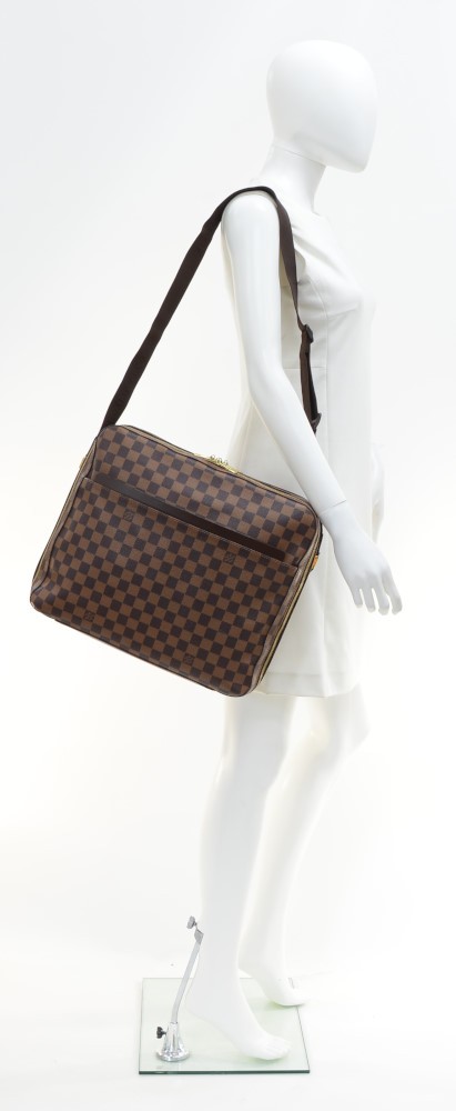 Auth Louis Vuitton Dorsoduro Damier Ebene Canvas Shoulder Crossbody Bag  N45251