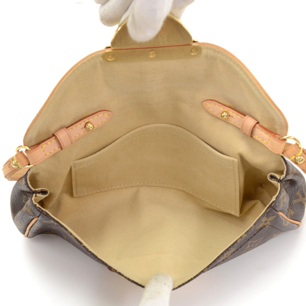 Louis Vuitton Monogram Pochette Beverly - Brown Shoulder Bags, Handbags -  LOU699107