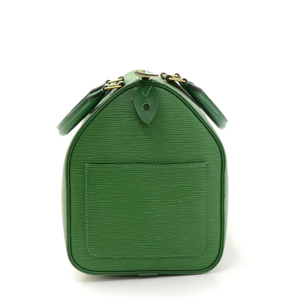 Speedy leather handbag Louis Vuitton Green in Leather - 21835401