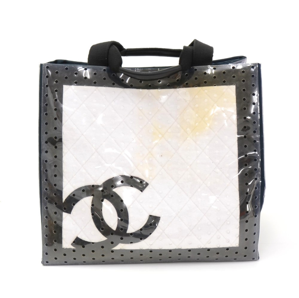 Chanel XL Black x White Cross Hatch Quilted Graphic Tote Bag 115c20
