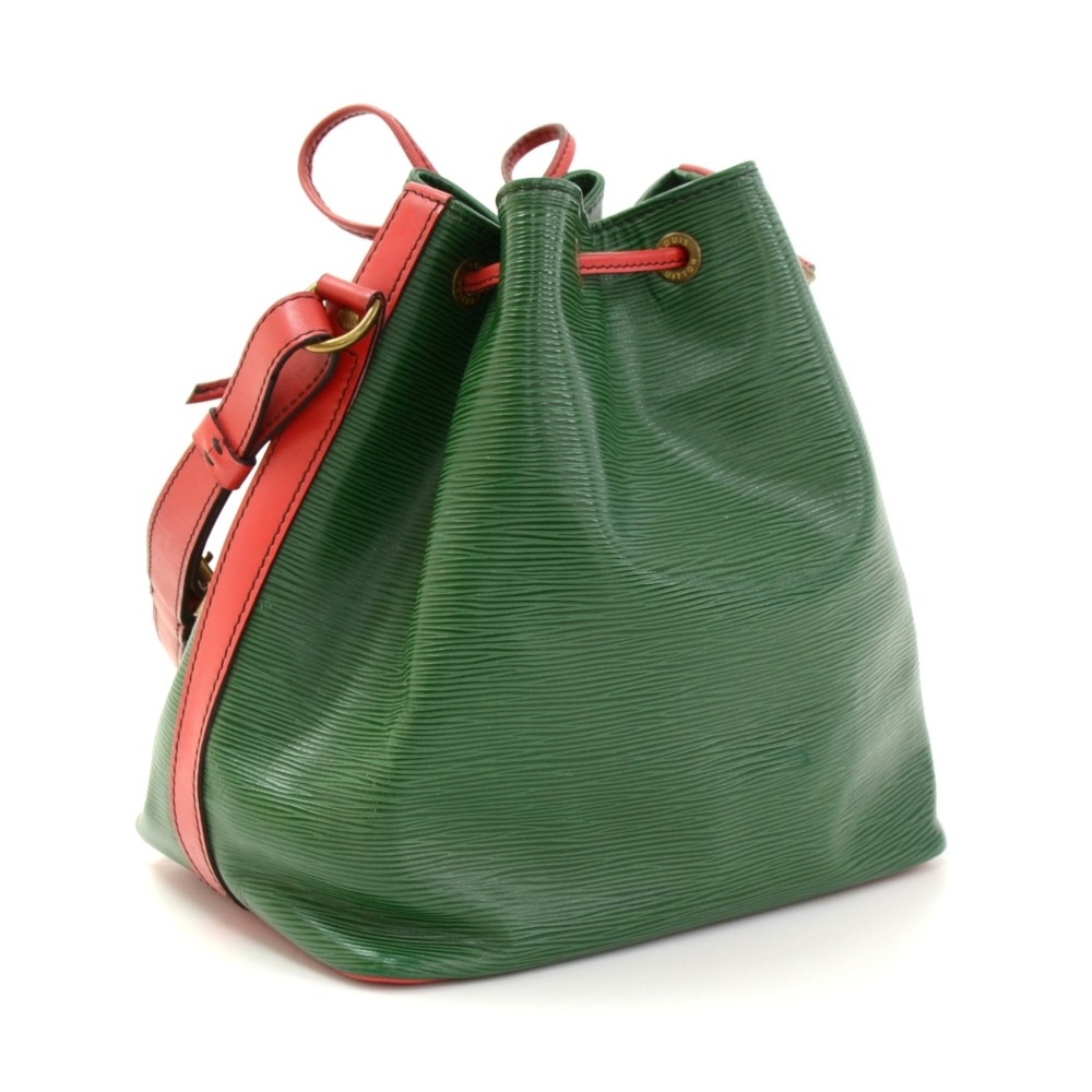 Louis Vuitton Vintage Green Epi Leather Noe No�� Bucket Shoulder Bag  ref.552284 - Joli Closet
