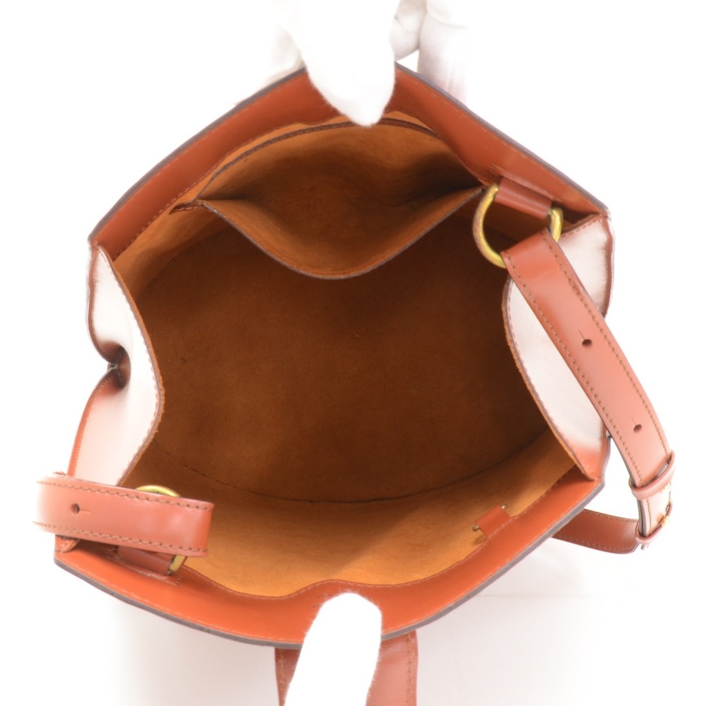 Louis Vuitton, Bags, Vintage 997 Louis Vuitton Cluny Bucket Bag In Fawn  Epi Leather With Dust Bag