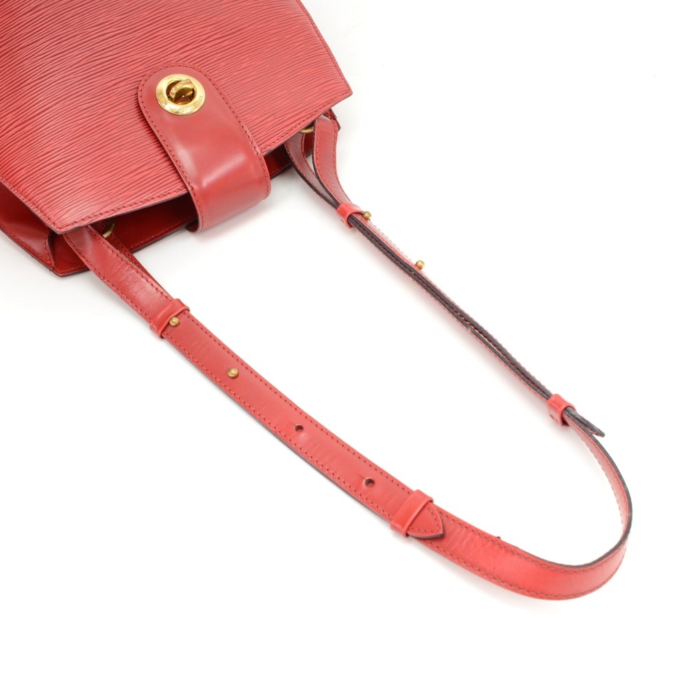 Vintage Louis Vuitton Cluny Red Epi Leather Shoulder Bag For Sale at  1stDibs