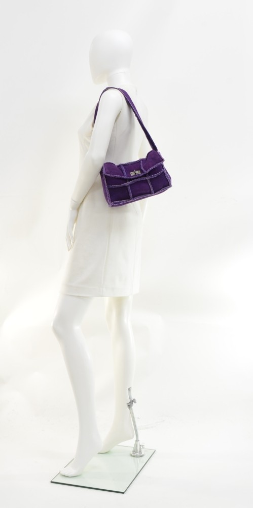 Handbag Chanel Purple in Fur - 28417541