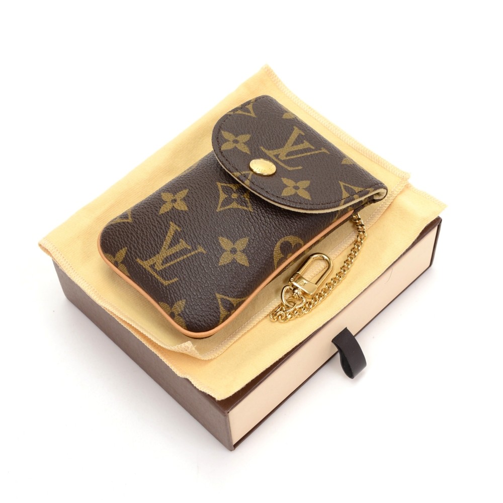 Louis Vuitton Monogram Canvas Etui MM Phone Case at 1stDibs