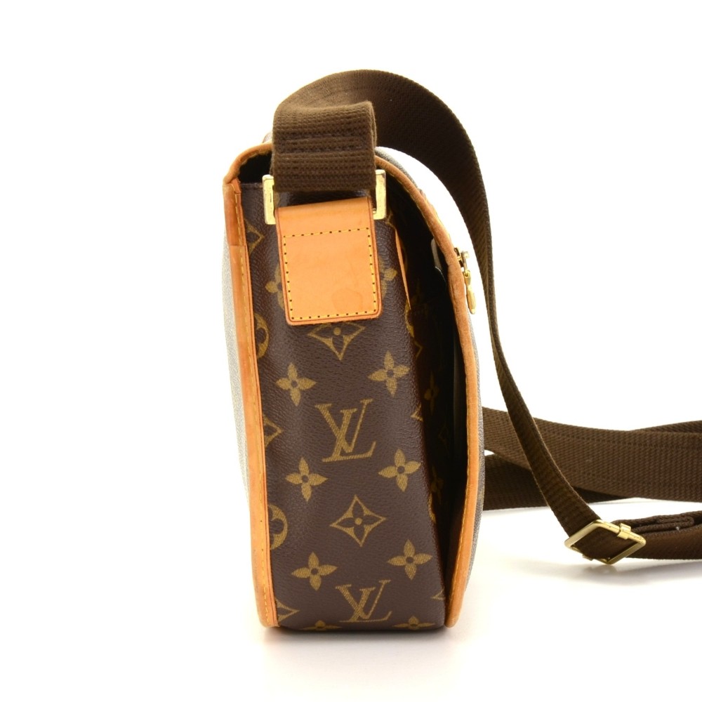 A Bosphore Messenger PM bag by Louis Vuitton (Co.) on artnet