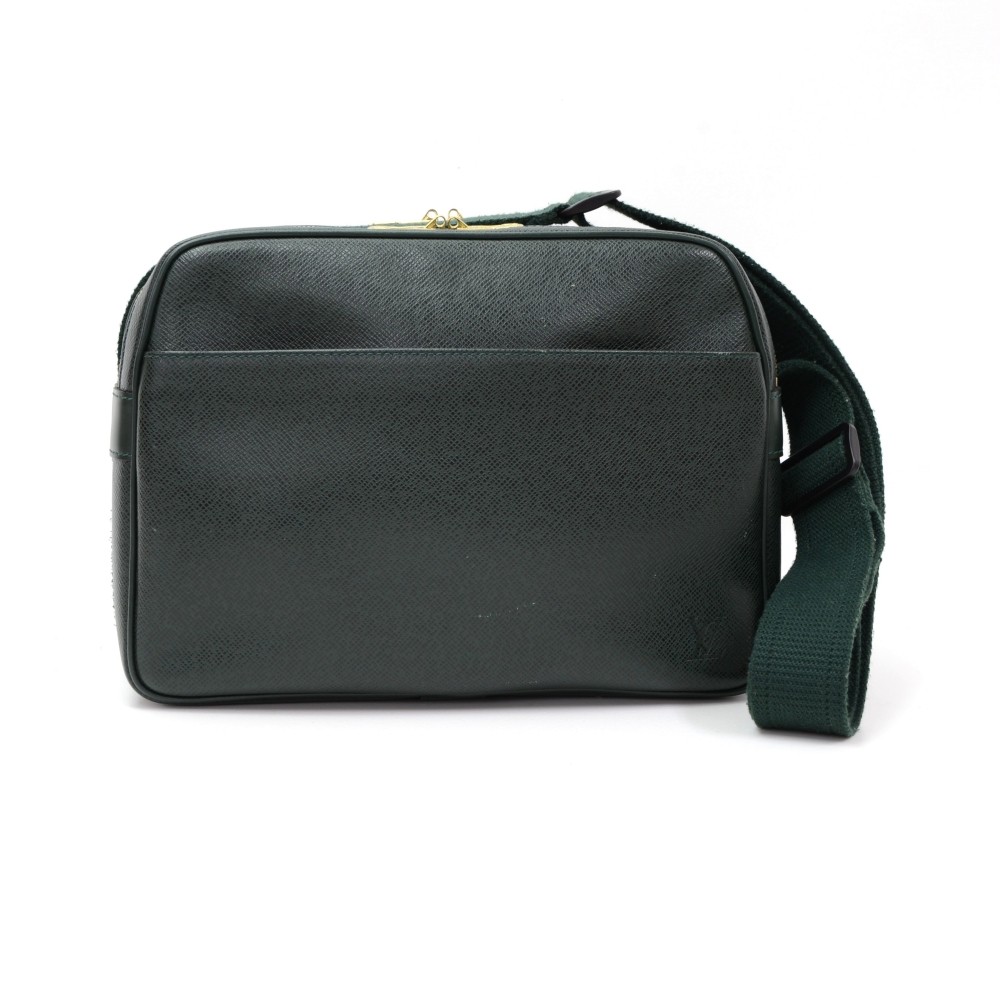 Louis Vuitton Messenger Reporter Bag Taiga PM Dark Green