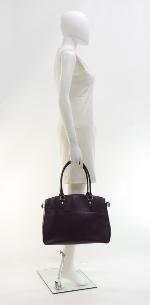 Louis Vuitton Passy Tote Epi Leather PM at 1stDibs
