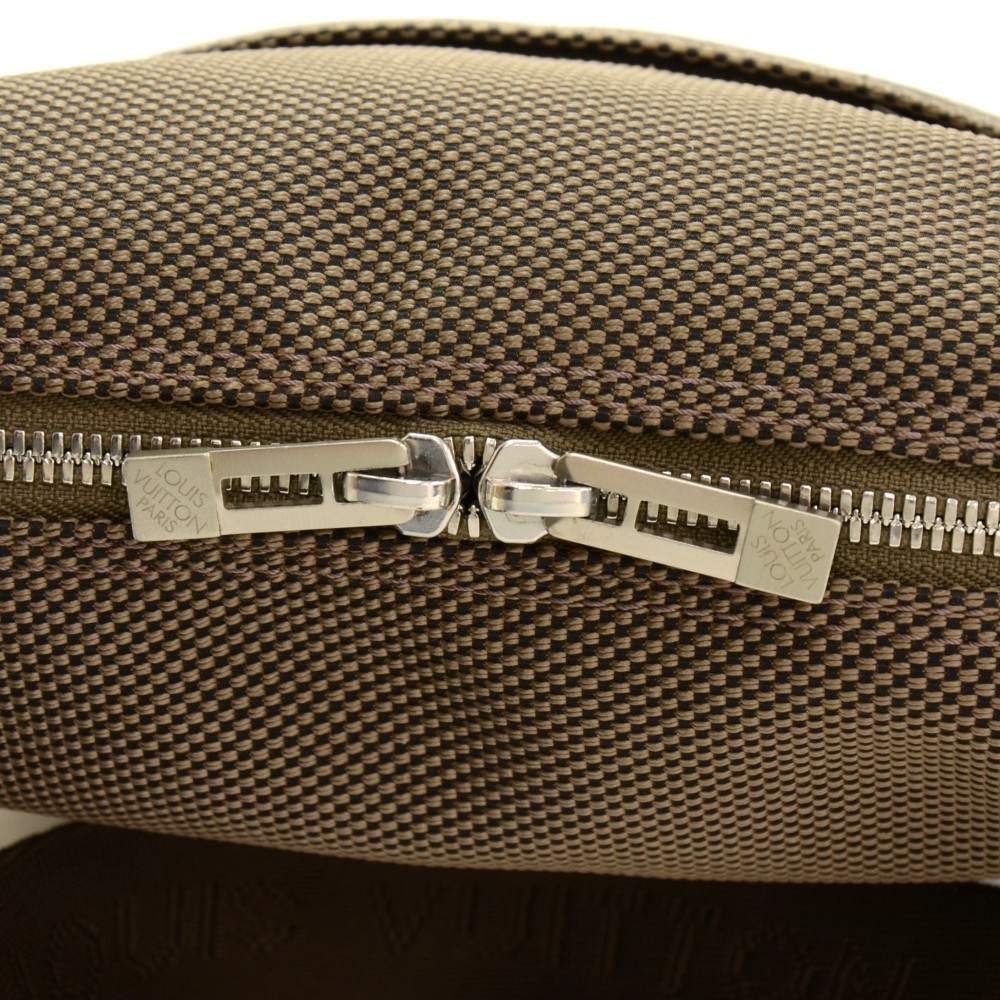 Louis Vuitton Gray Damier Geant Citadin PM Brown Beige Grey Leather Cloth  ref.168297 - Joli Closet